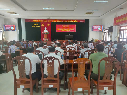 Hội nghị trực tuyến tổ chức học tập  và triển khai chuyên đề năm 2025